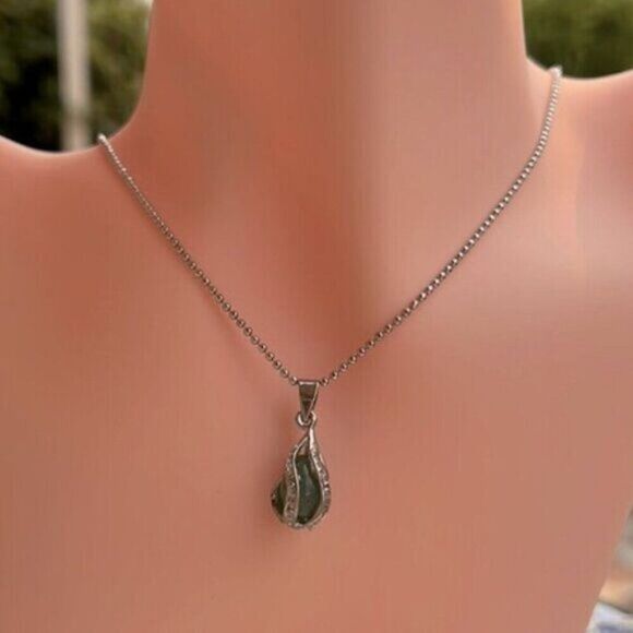 Vintage 18K White Gold Plated & Green Nephrite Jade Necklace - Picture 8 of 8